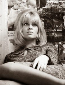 τζούλι-2-230x300